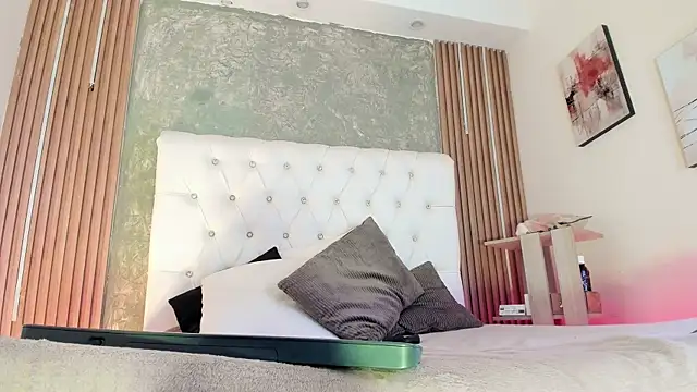 Chatroom XXX en direct de Tomy_Rox