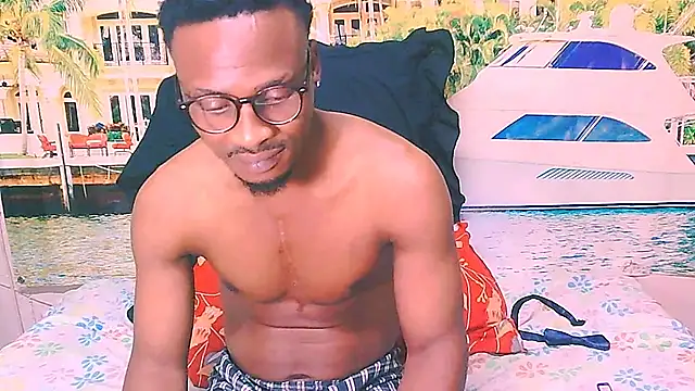 EbonyTiger69's Webcam Show