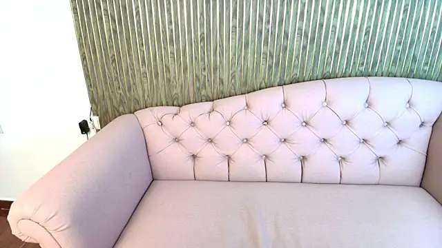 Aminaa_Kaarim Show in webcam