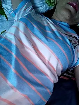 Doremon_95 Pertunjukan Webcam