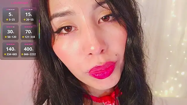 Show de Miss_Charlottet na webcam