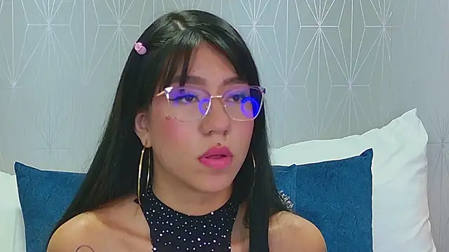 VioletSweetts: онлайн-секс-чат