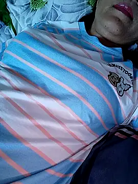 Doremon_95's Live XXX Chat