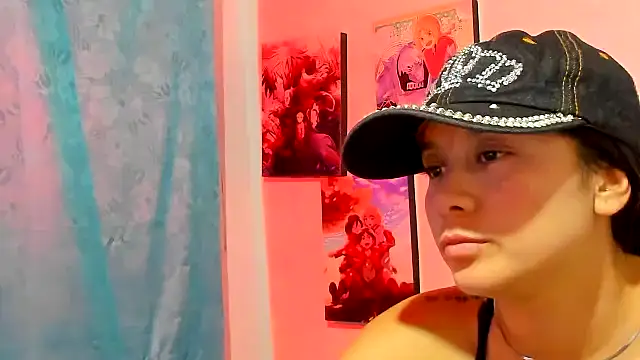 XXX chat uživo modela teffy_lee