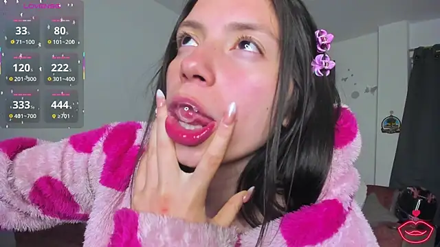 katty_snow Adlı Modelin Canlı XXX Sohbeti