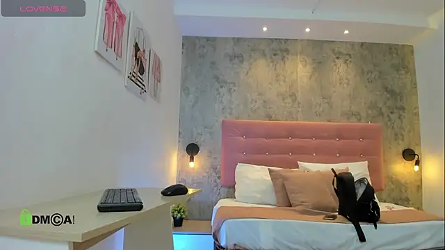 XXX chat uživo modela RomaBellanova