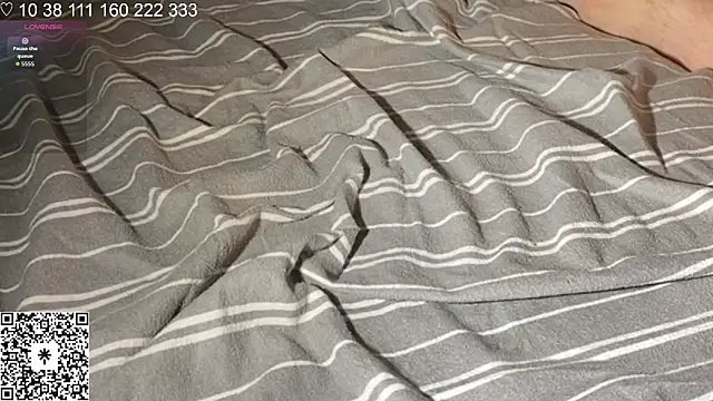 Онлайн чат XXX curlyboyy_