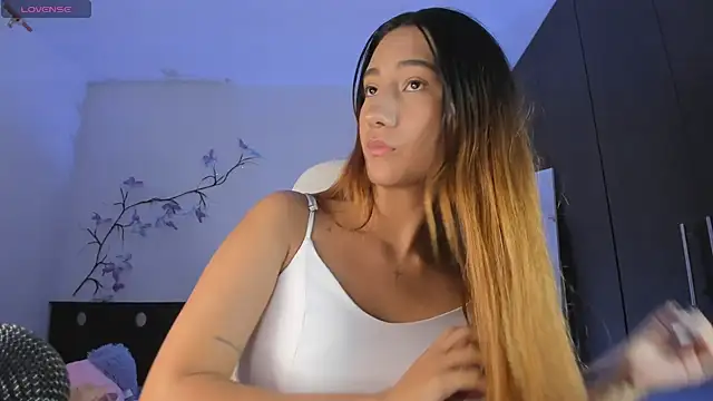 دردشة kittyrush_ الجنسية المباشرة