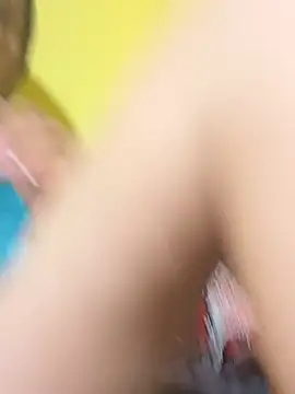 Lesly_10-'s Live XXX Chat