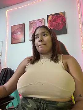 Chat XXX Live morena-2025