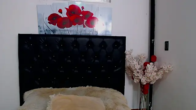 pinky_f00x 即時 XXX 聊天