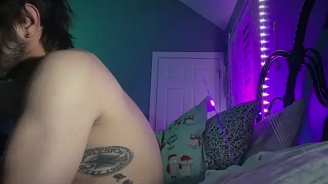 Chatroom XXX en direct de TrndSettr