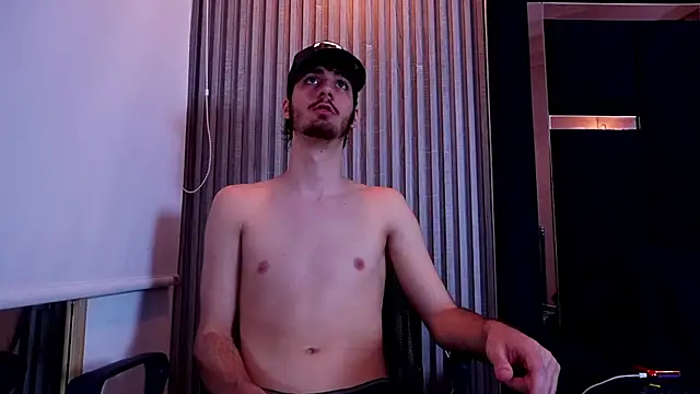 Enzo_Crown – Live XXX-chat