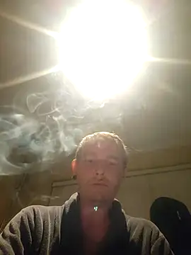 Pokazy przed kamerką – piercingpik