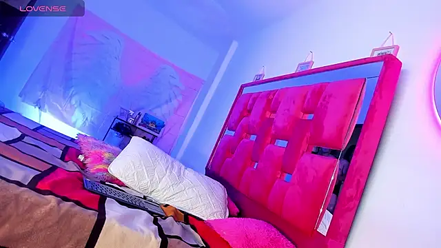 Christopher_Harris_ Live XXX-chat