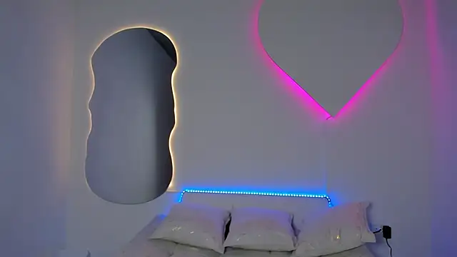 AdharaHamilton_ 现场XXX聊天