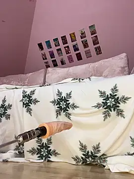 Rinamay_: διαδικτυακό σόου στην κάμερα