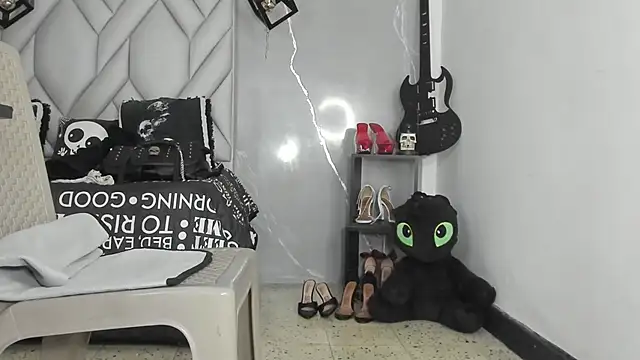 MirandaHaguen 即時 XXX 聊天