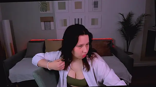 MooonlightSky live XXX chat