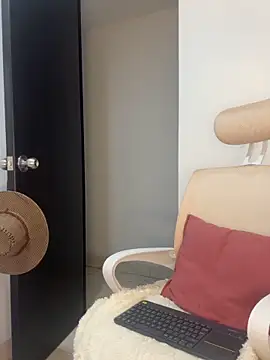 XXX chat uživo modela natashakinski