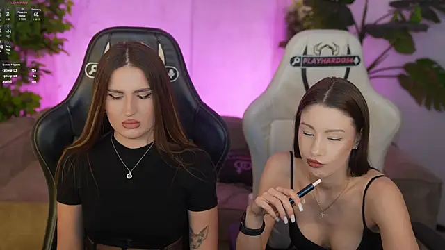 Show modela Selena_Glow na web-kameri