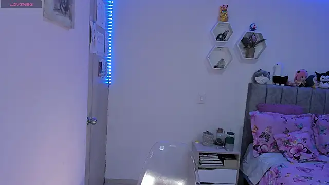 Luna_Paris_: απευθείας συνομιλία ΧΧΧ