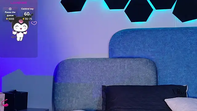 Mikavelvet08's Webcam Show