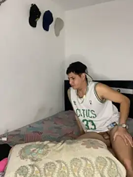 Johannes_mills live XXX chat