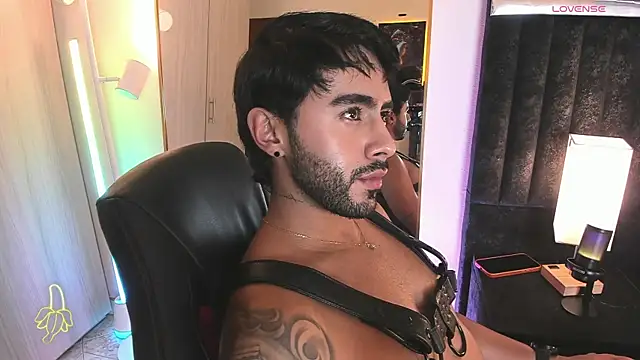 ItsMeEros Pertunjukan Webcam