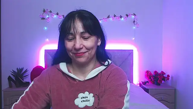 LiluGrantsのライブXXXチャット