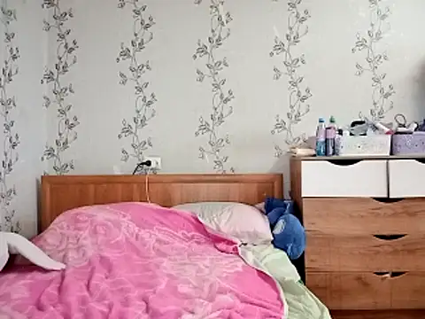 symmetryinvoid's Live XXX Chat