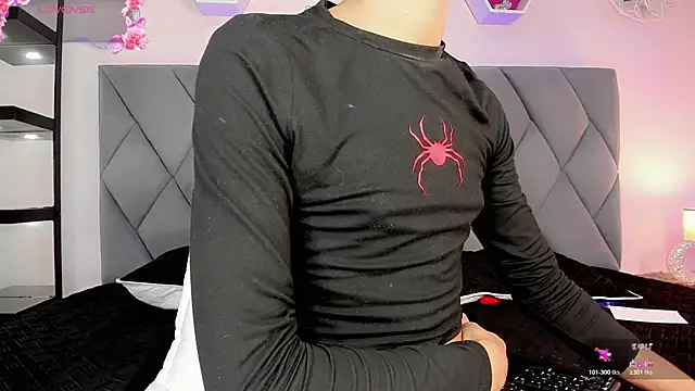 Amira_EmberのライブXXXチャット