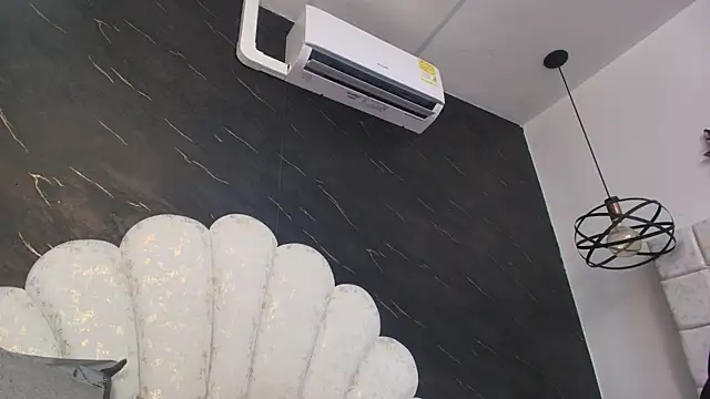 kissme_luna Chat XXX in diretta