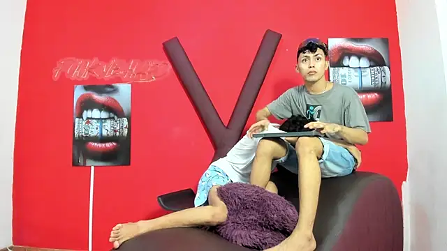 AVENGER_BOYS2026 Show Webcam