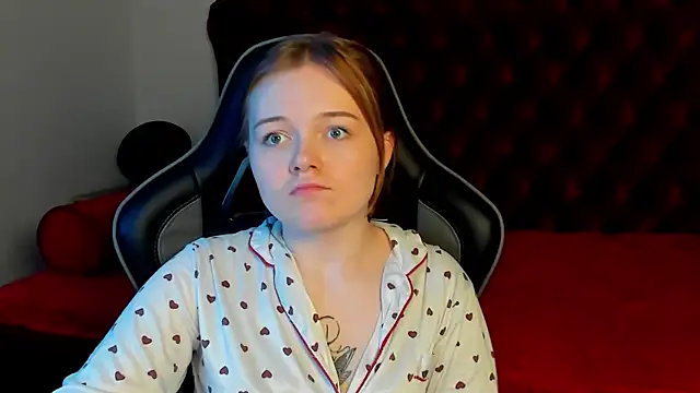 ElinaVale's Live XXX Chat