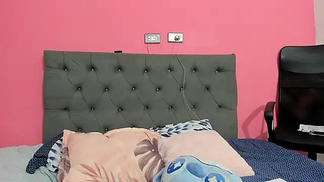 Chat XXX en directo de ariloe_quintero