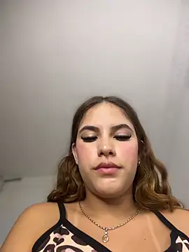 MiluRosseeのウェブカメラショー