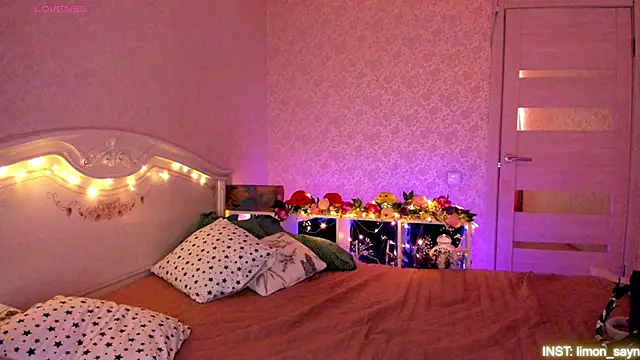 Chat +18 de LillyMoure_ ao vivo