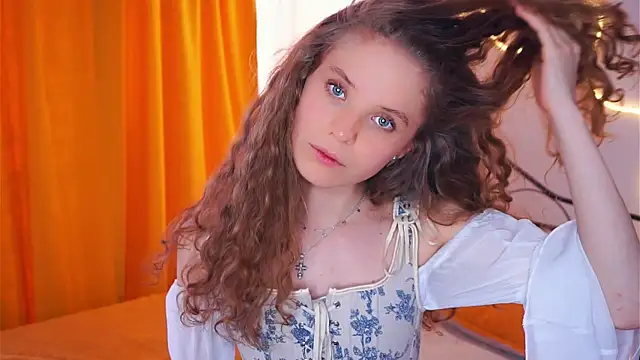 Вебкам-шоу MyrleKnerr