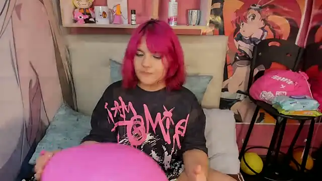 Pokazy przed kamerką – Sherry_Boomm