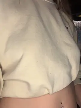 chellerayy's Webcam Show