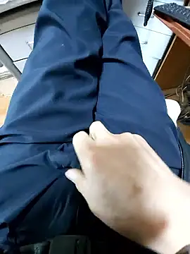 zxc9090zxc Show Webcam