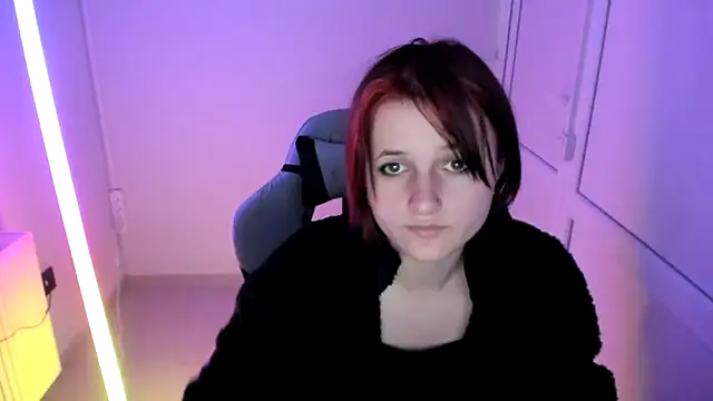 GoldenKiss' Live XXX Chat