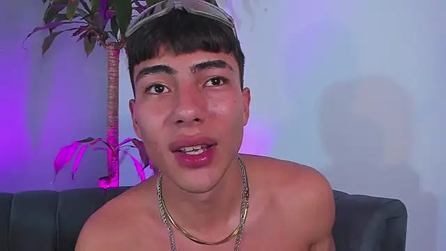 Вебкам-шоу EthanSantori