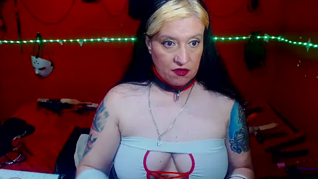 MATURE_Randyn Live XXX chat