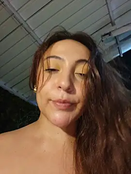 VickyHoult 现场XXX聊天