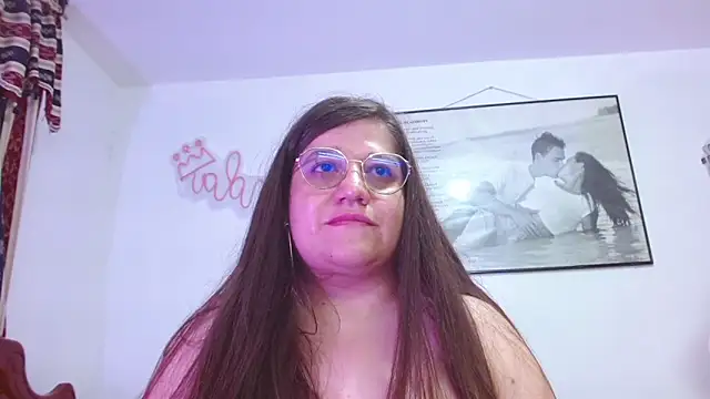 Chatroom XXX en direct de Amelie_Rousell