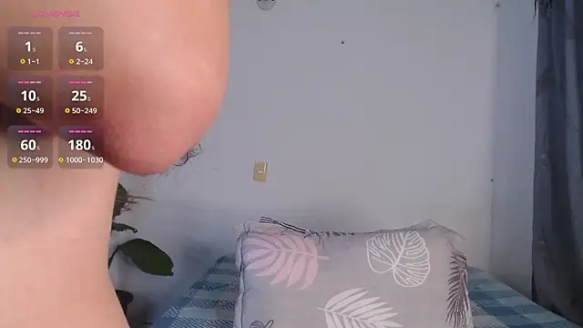 valen_thompson élő XXX-chatje