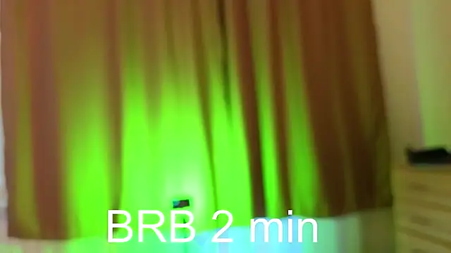 StacyWatts: онлайн-секс-чат