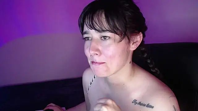 NewAgatha_Bolton's Live XXX Chat